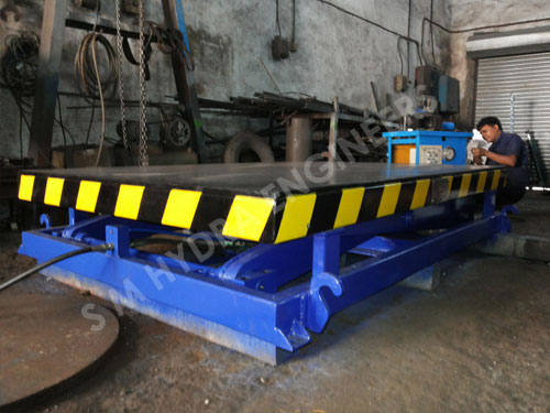 Stationary Scissor Lift